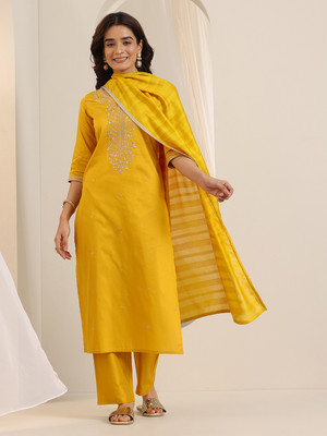 LIBAS Women Kurta Pant Dupatta Set
