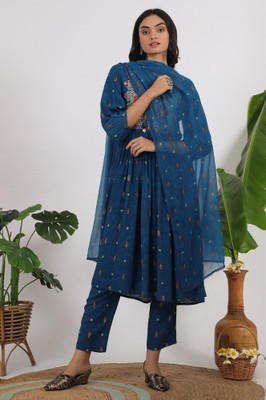 W Women Kurta Pant Dupatta Set