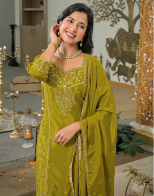 Skylee Women Kurta Sharara Dupatta Set