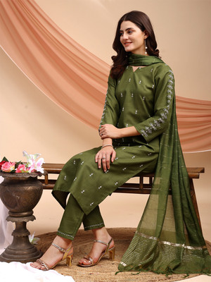 ARADHNA Women Kurti Pant Dupatta Set