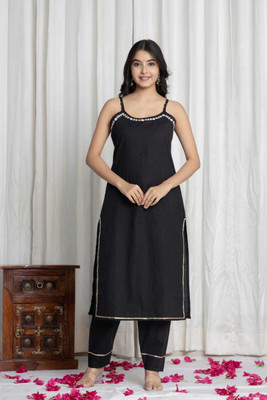 HRIDYANSHI CREATIONS Women Embroidered A-line Kurta(Black)