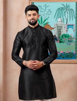 Koshin Men Kurta Pyjama Set