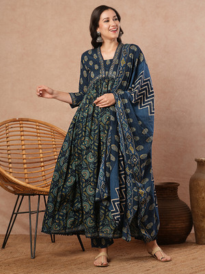 Fashor Women Kurta Pant Dupatta Set