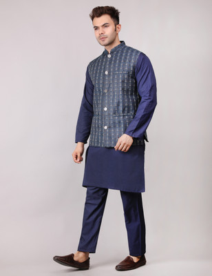 ADARNIYA Men Kurta Pyjama Ethnic Jacket Set