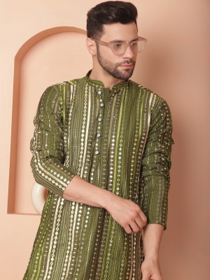 Jompers Men Embroidered Straight Kurta(Green)