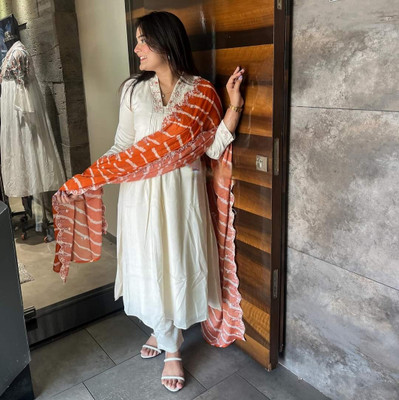SHREE KSHETRAPAL CREATION Solid Kurta, Trouser/Pant & Dupatta Set