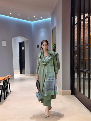 Aaghnya Fashion Women Kurta Pant Dupatta Set