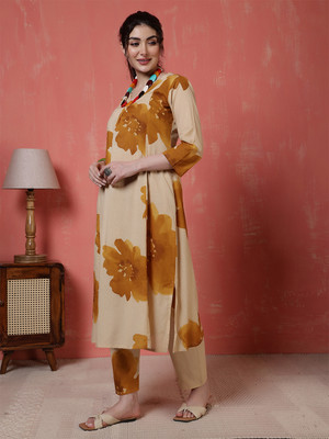 Nayo Women Kurta Pant Set