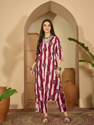 Vastramyaa Women Kurta Palazzo Dupatta Set