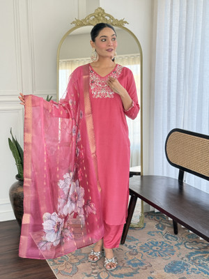 TVASMI Embroidered, Solid Kurta, Trouser/Pant & Dupatta Set