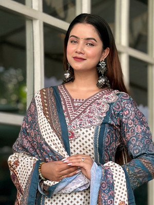 VredeVogel Embroidered Kurta, Trouser/Pant & Dupatta Set
