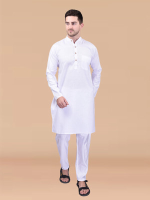Svatantra Men Kurta Pyjama Set