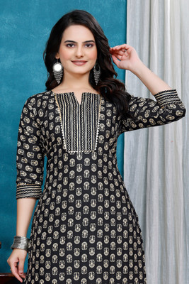 HIALTO Women Kurta Palazzo Set