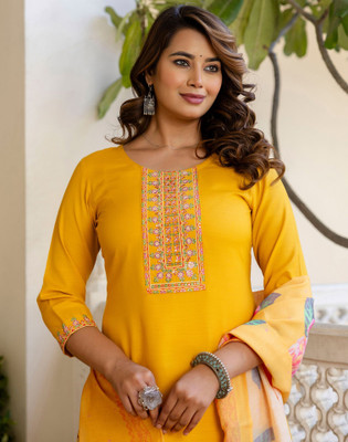 Skylee Women Kurta Pant Dupatta Set