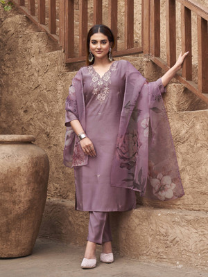 Tikhi Imli Women Kurta Pant Dupatta Set