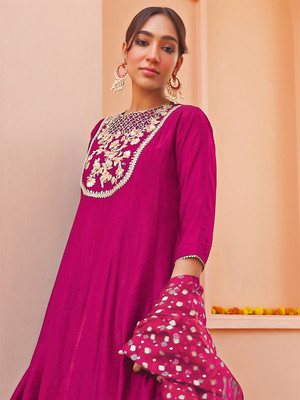 Janasya Women Kurta Pant Dupatta Set
