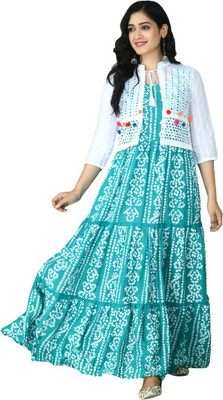 dwarkesh creation Women Kurta Set