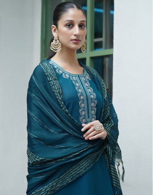 Skylee Women Kurta Pant Dupatta Set