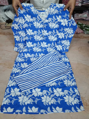 SS Fashion Women Floral Print Straight Kurta(Blue)