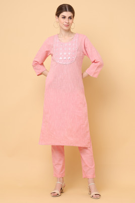 aayusika Women Kurti Pant Set