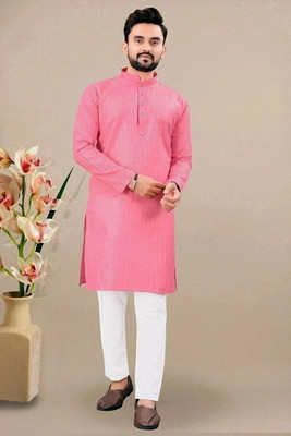 VALAKI Men Kurta Pyjama Set