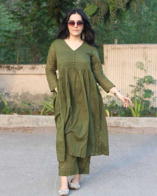 Ajantatextile Women Kurti Pant Set