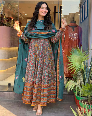 SUJAMAI CREATION Women Kurti Pant Dupatta Set