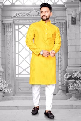 GRIVYA FASHION Men Striped Straight Kurta(Yellow)