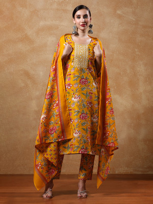 Aadvika Women Kurta Pant Dupatta Set