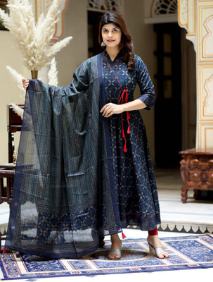 MIRAVAN Women Kurta Dupatta Set
