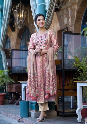 MIRCHI FASHION Women Kurta Pant Dupatta Set