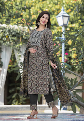 MIRCHI FASHION Women Kurta Pant Dupatta Set