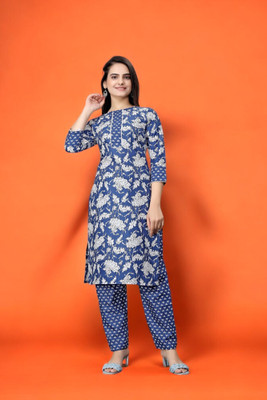 VAANSH CREATION Women Kurta Churidar Set