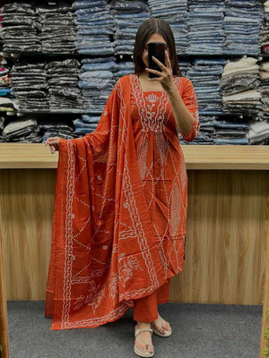 Rashika creation Women Kurti Pant Dupatta Set