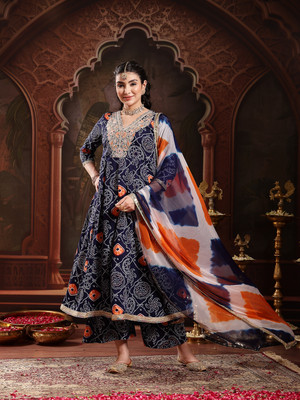 Stylum Women Kurta Pant Dupatta Set