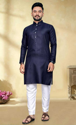 PRINCYENT Men Self Design A-line Kurta(Dark Blue)