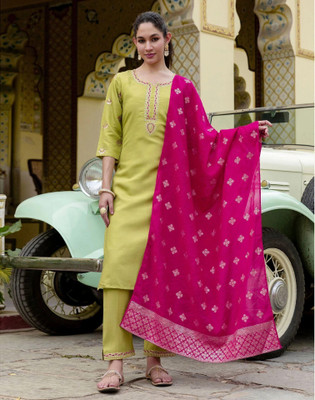 Skylee Women Kurta Pant Dupatta Set