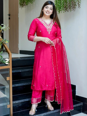 NAVLIK Women Kurta Pant Dupatta Set
