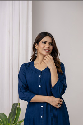 GulaboSitabo Women Solid Straight Kurta(Blue)