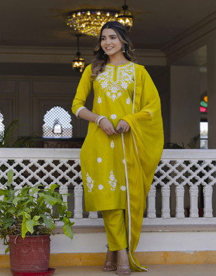 NAVLIK Women Kurta Pant Dupatta Set