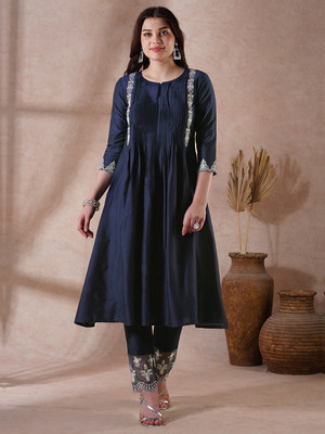Globus Women Kurta Pant Set