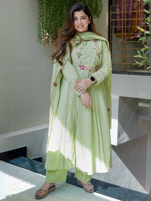 NAVLIK Women Kurta Pant Dupatta Set