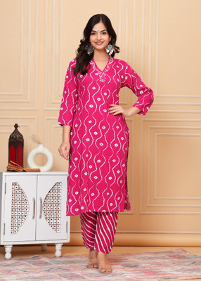 Krishna kurties Women Kurta Pant Set