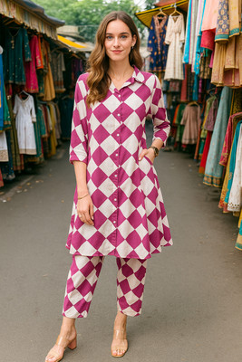 Priyashi Women Kurti Pant Set