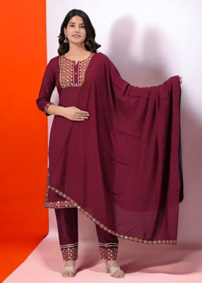 KHODIYAR FASHION Women Kurti Pyjama Set