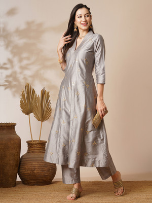 Globus Women Kurta Pant Set