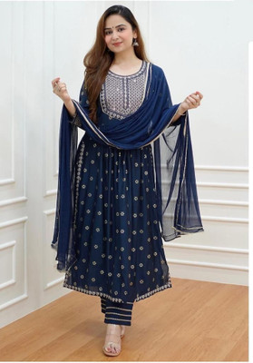 IYA Women Kurta Pant Dupatta Set