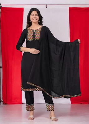 VAANSH CREATION Women Kurti Palazzo Set