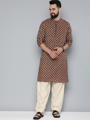 Malhaar Men Kurta Pyjama Set