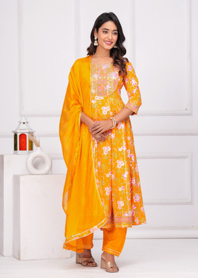 NIA AMORA Women Kurti Pant Dupatta Set